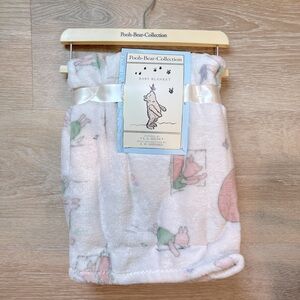Winnie the Pooh Piglet Plush Baby Blanket NWT